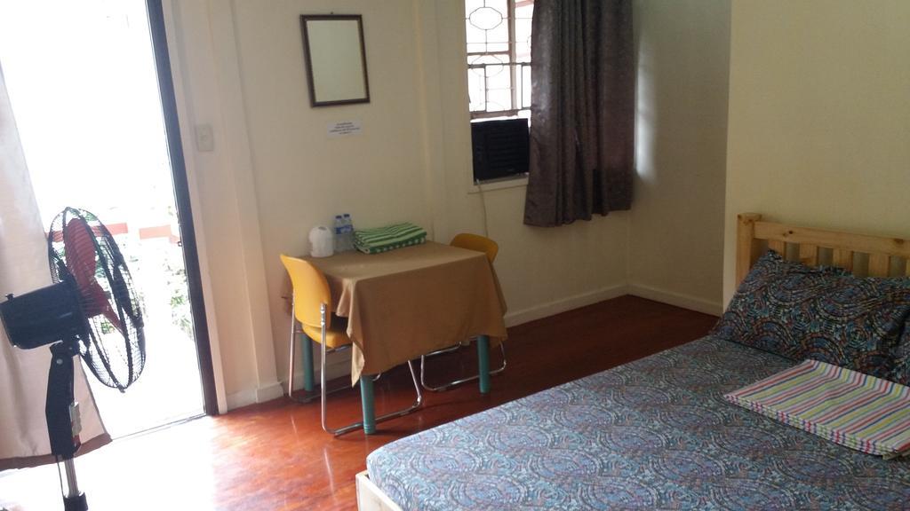 Christopher B&B And Apartments (Adults Only) Paranaque City Ngoại thất bức ảnh